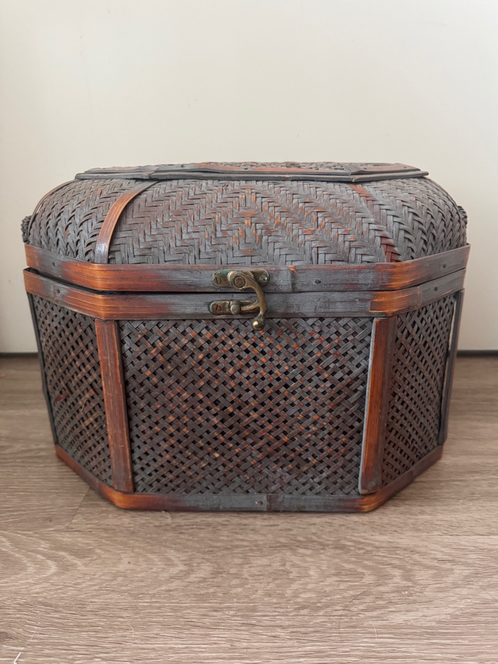 Vintage Handwoven Bamboo Rattan Storage Chest Basket with Lid & Brass Clasp